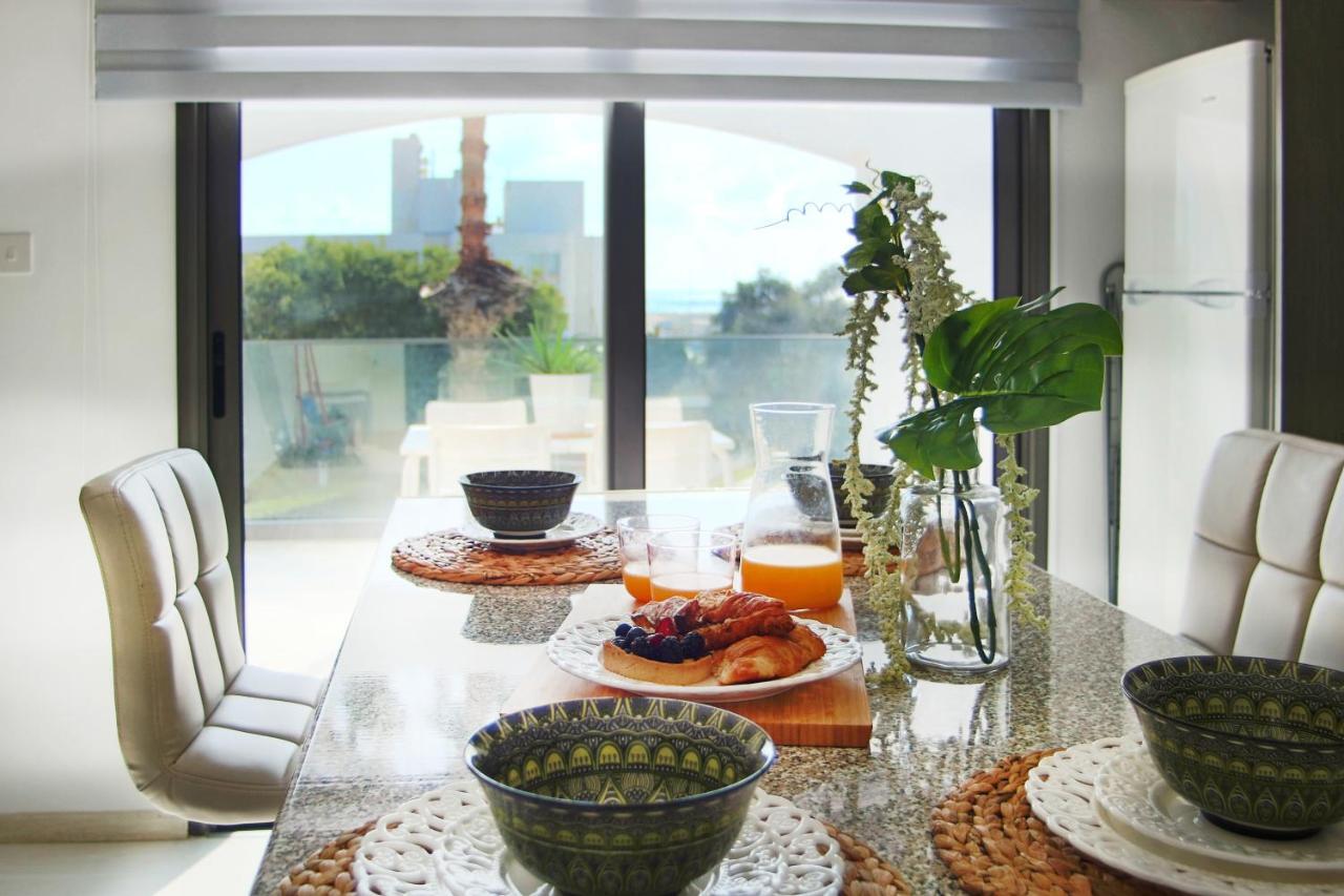 Apartment Phaedrus Living: Seaside Luxury Flat Natalia House 102