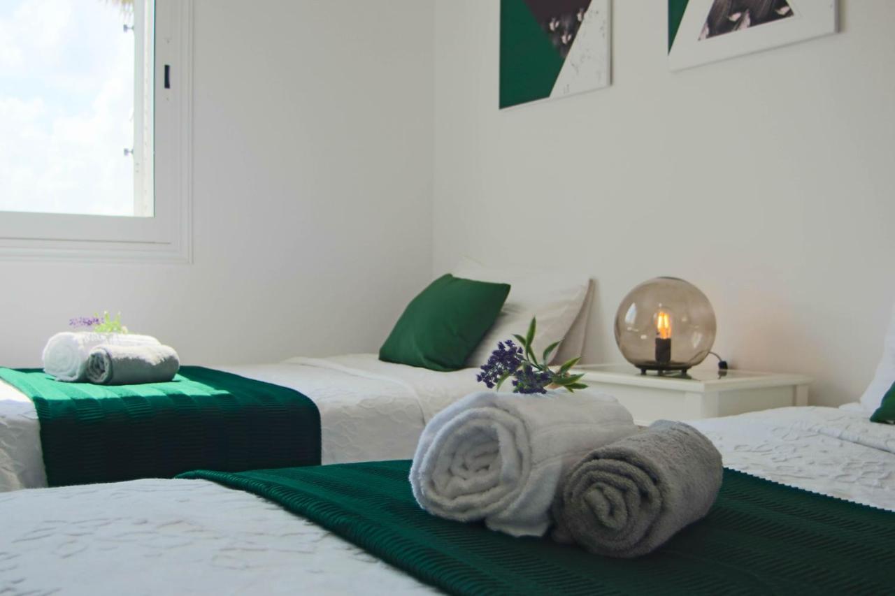 Phaedrus Living: Seaside Luxury Flat Natalia House 102 Apartment *